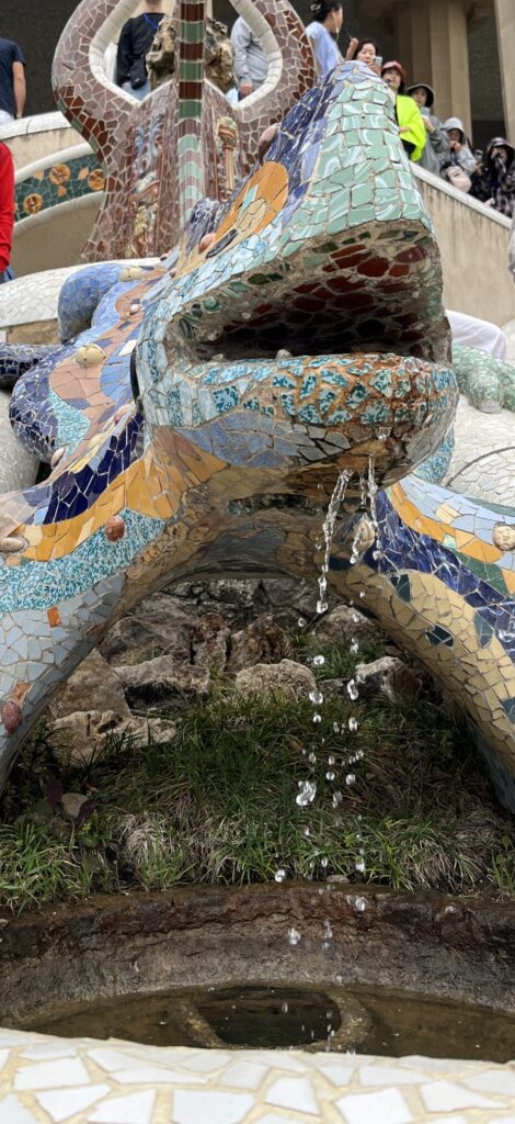 4 day itinerary in Barcelona with reviews. Amy Leigh Chandler is a writer and reviewer of museums. books and culture.