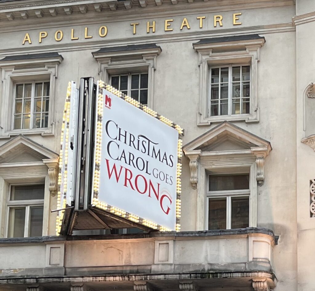 Amy Leigh Chandler reviews a mischief theatre production of Christmas Carol Goes Wrong at the Apollo Theatre, London.